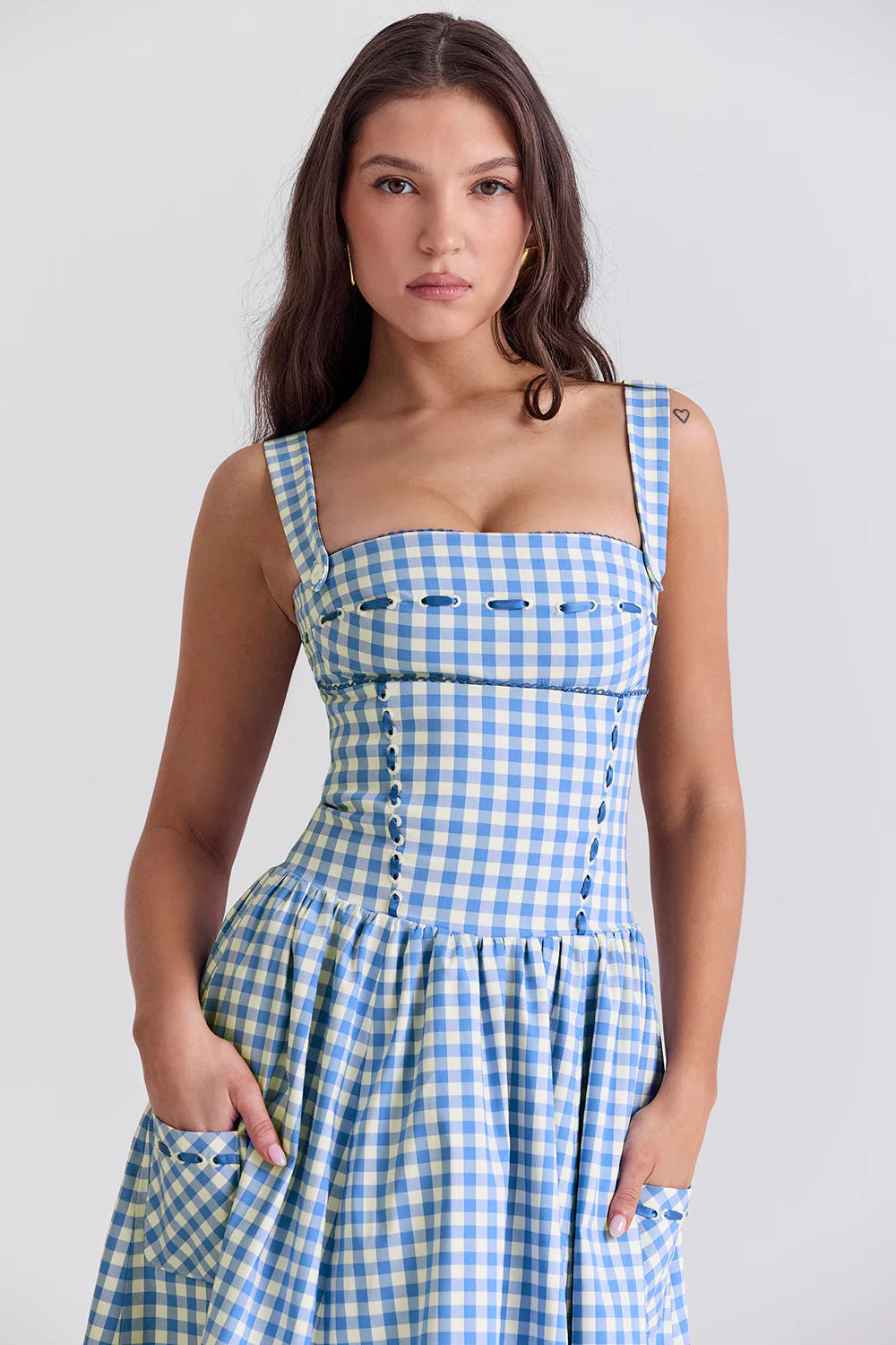 Vestido Midi Xadrez Azul Modelador de Algodão Modelo Castellana