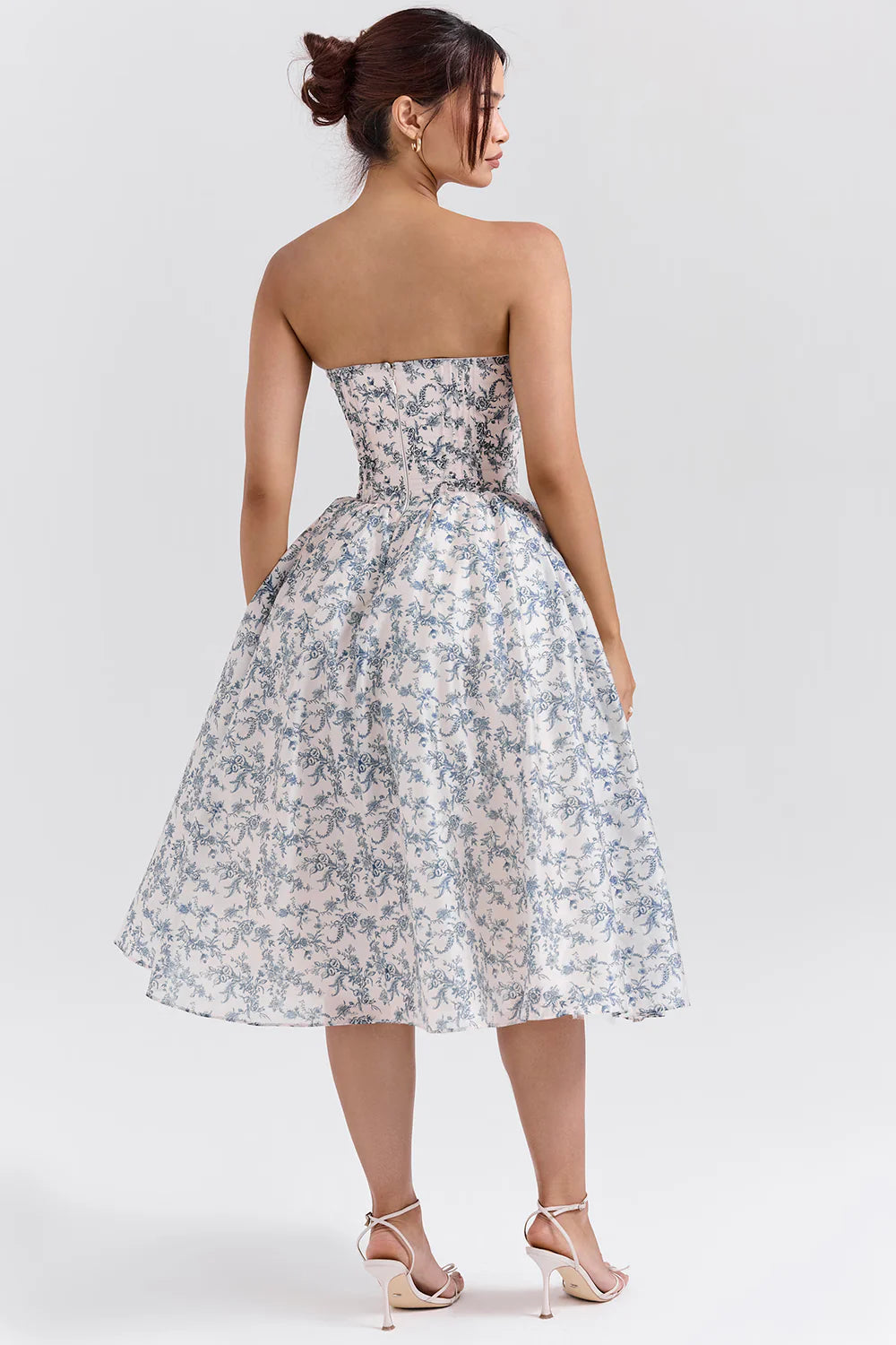 Vestido Midi Floral Azul Corniglia