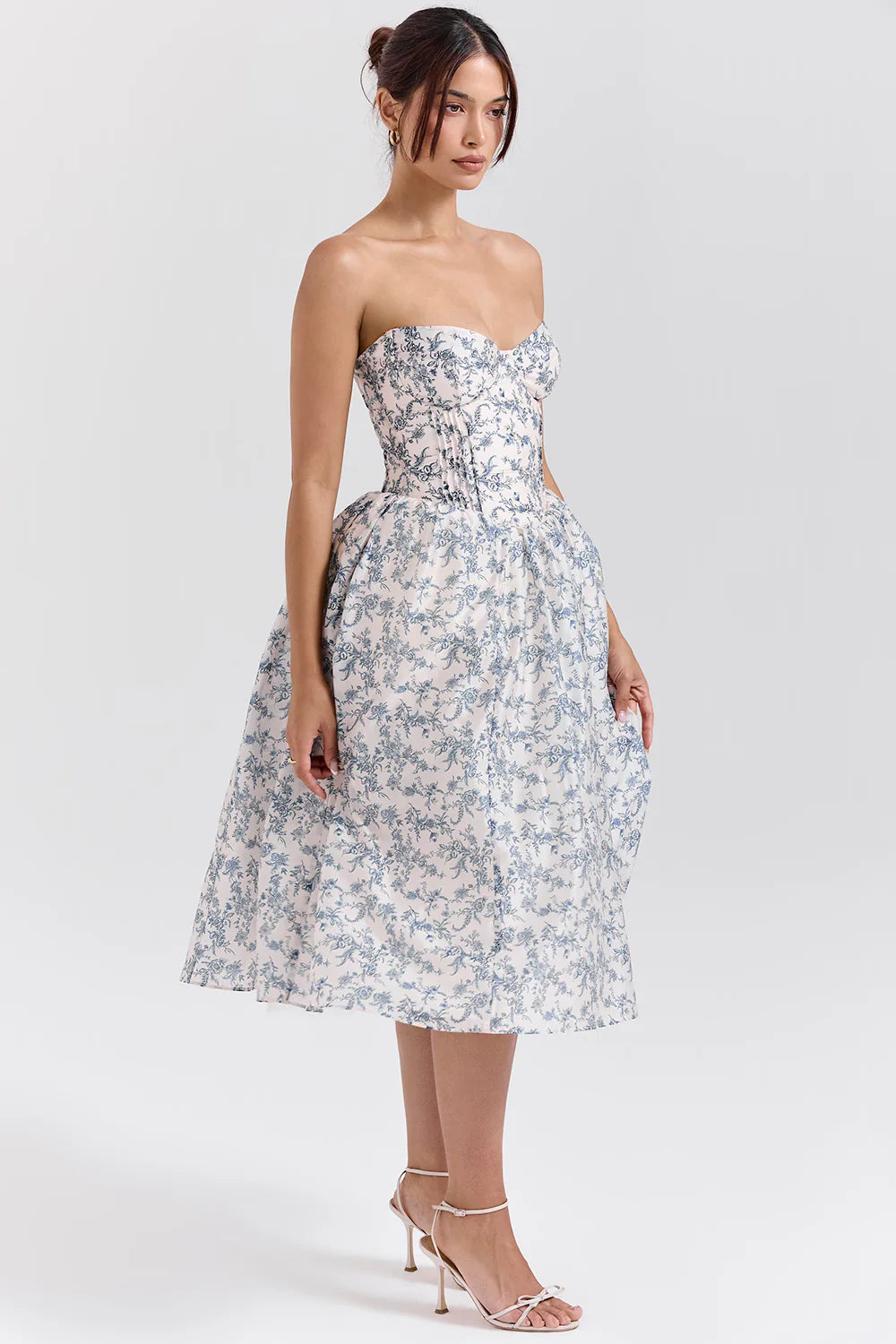 Vestido Midi Floral Azul Corniglia