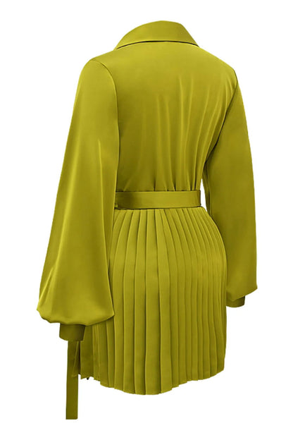 Vestido Curto Plissado Mostarda Modelo Avellino