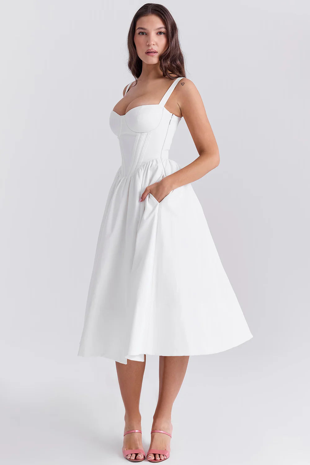 Vestido Midi Branco Modelador de Myocell Modelo Civitta
